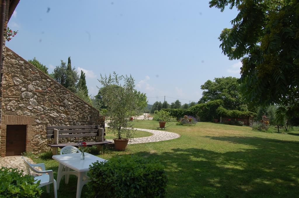 Agriturismo Podere Luchiano Amelia Exterior foto